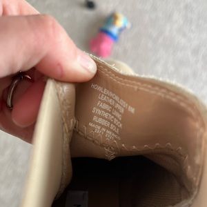 Steve Madden Howler Boots 💫